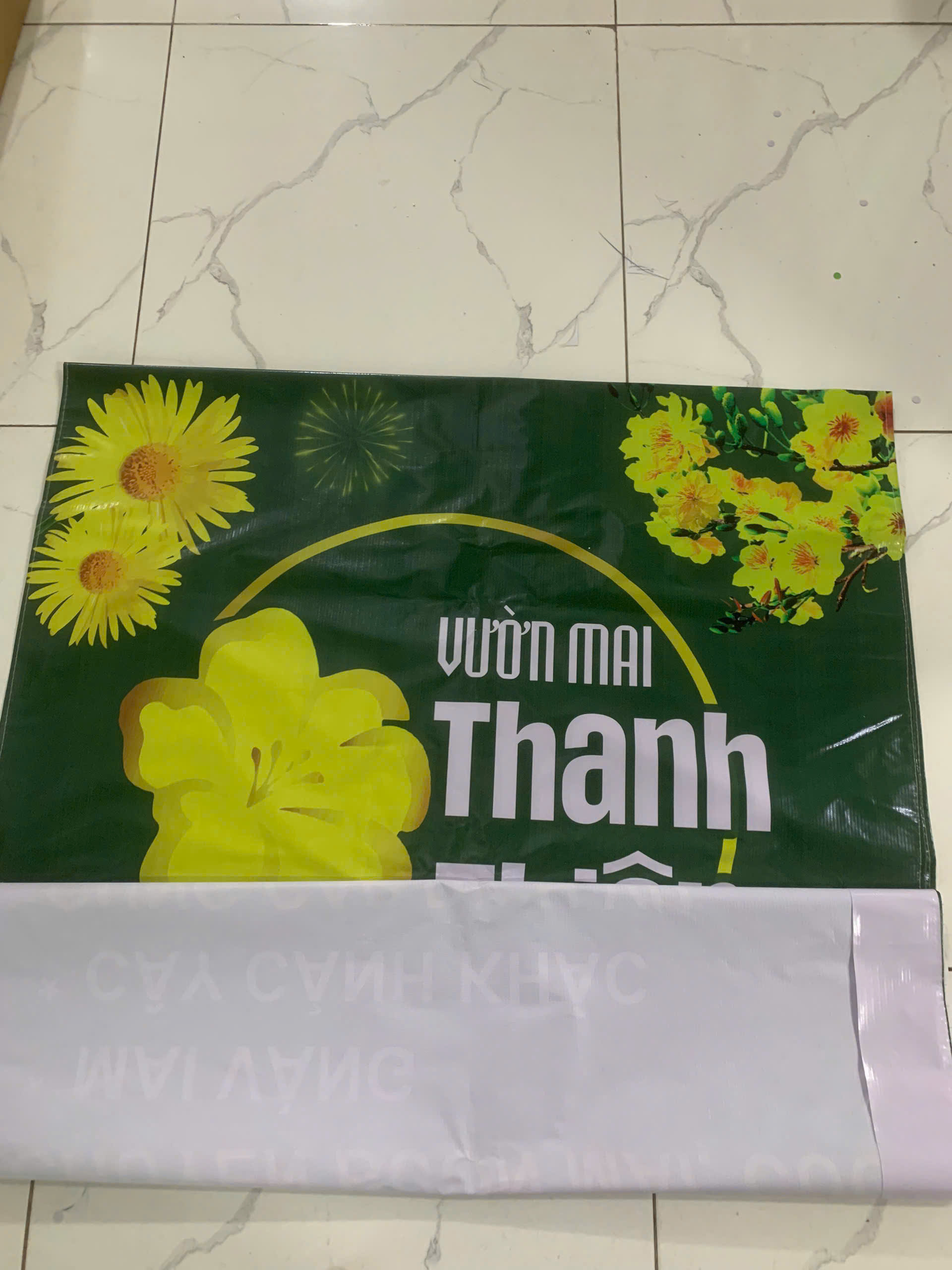 Thi công Decal
